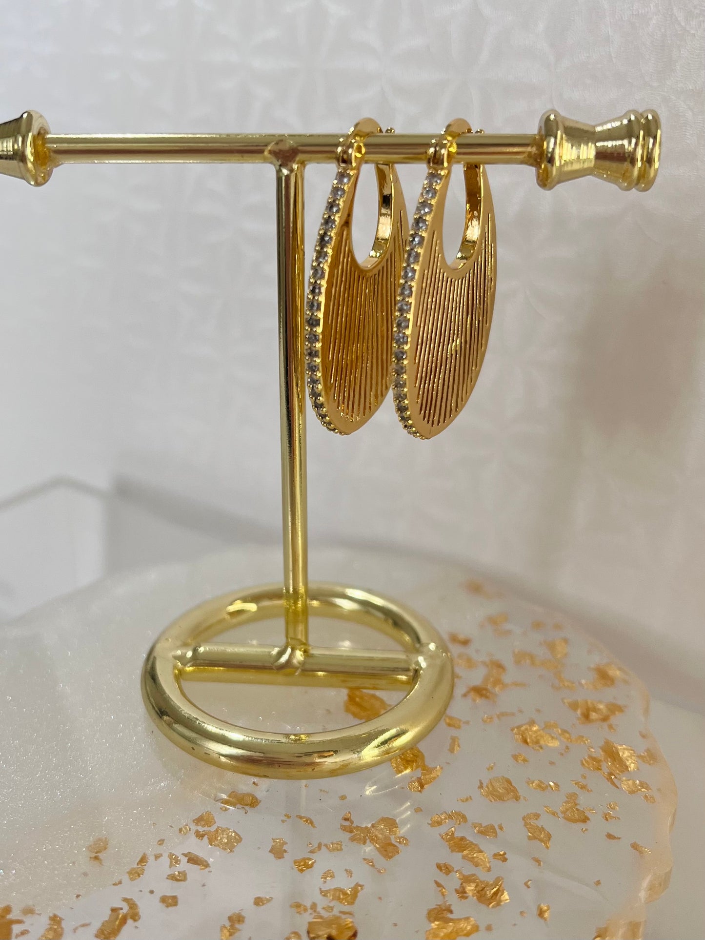 Arracada Vintage al mayoreo en Chapa de Oro 18K de Mayoreo, diseño duradero y sofisticado