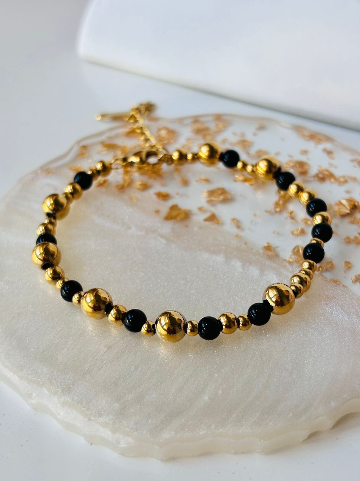 Black and Gold Round Beads