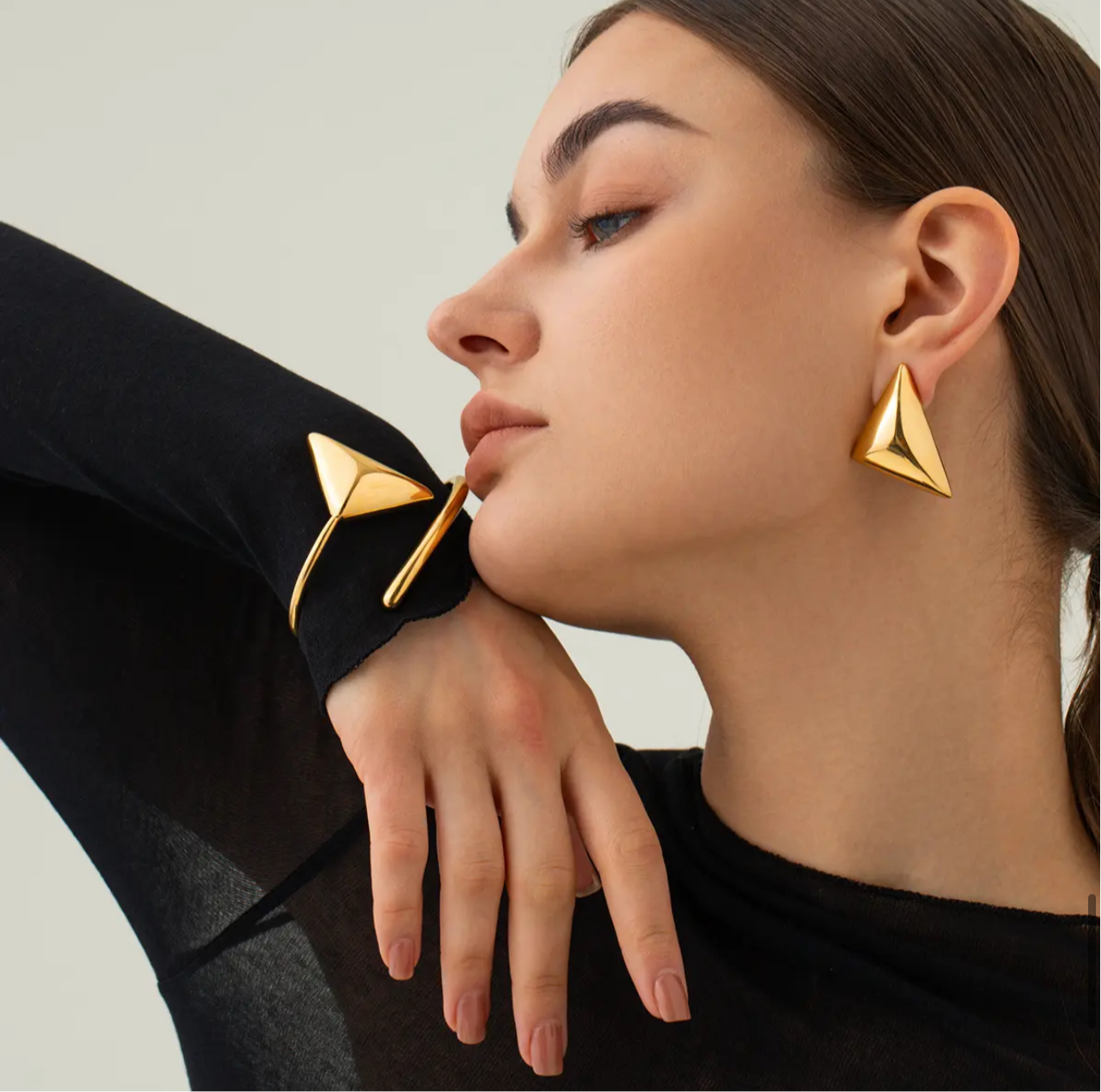 Brazalete Geométrico Dorado