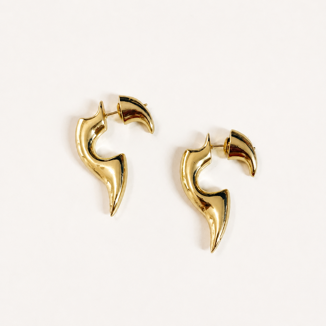 ARETES CORAZON PARTIDO