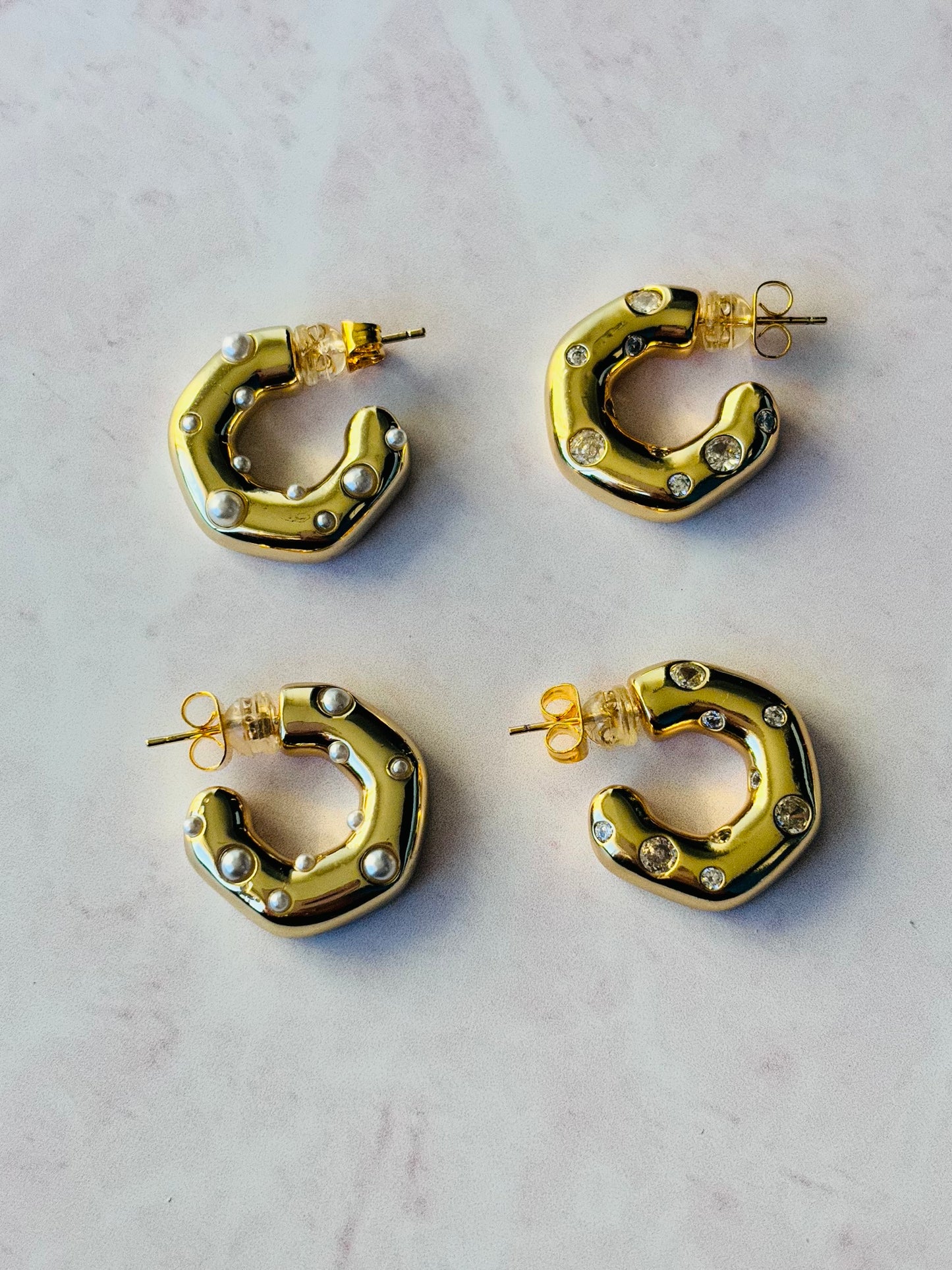 Media Arracada Clara Perla