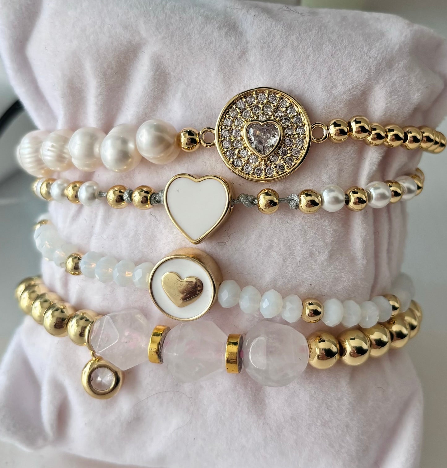 ￼ Pulsera mitad perlas