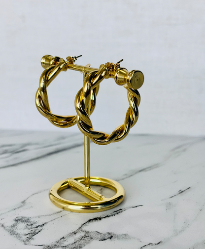 Arracada al mayoreo en Chapa de Oro 18K de Mayoreo, diseño duradero y sofisticado