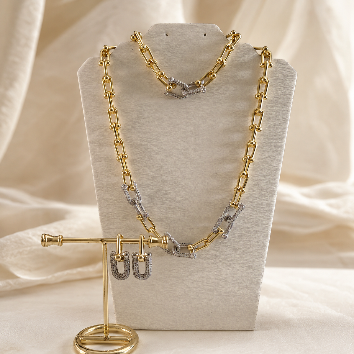 Collar Tiffany de chapa de oro 18K, vista adicional 2