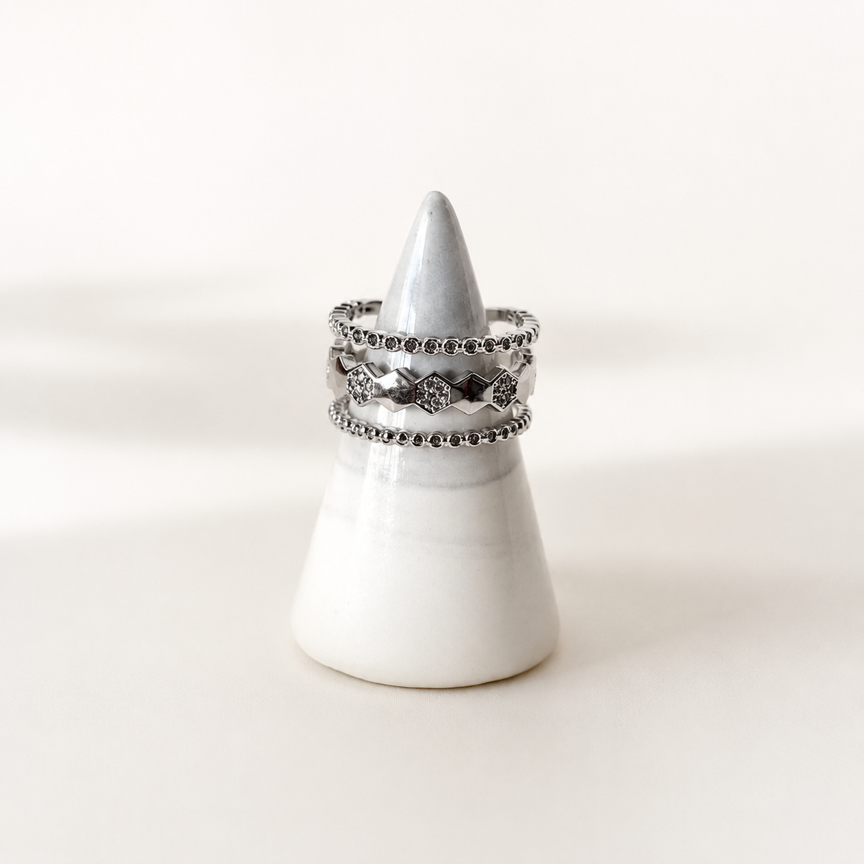 Anillo dorado de chapa de oro 18K para joyería de mayoreo