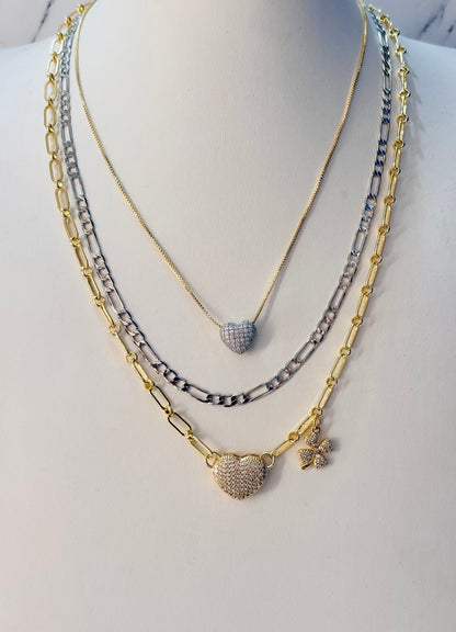 Collar Amuleto Dorado