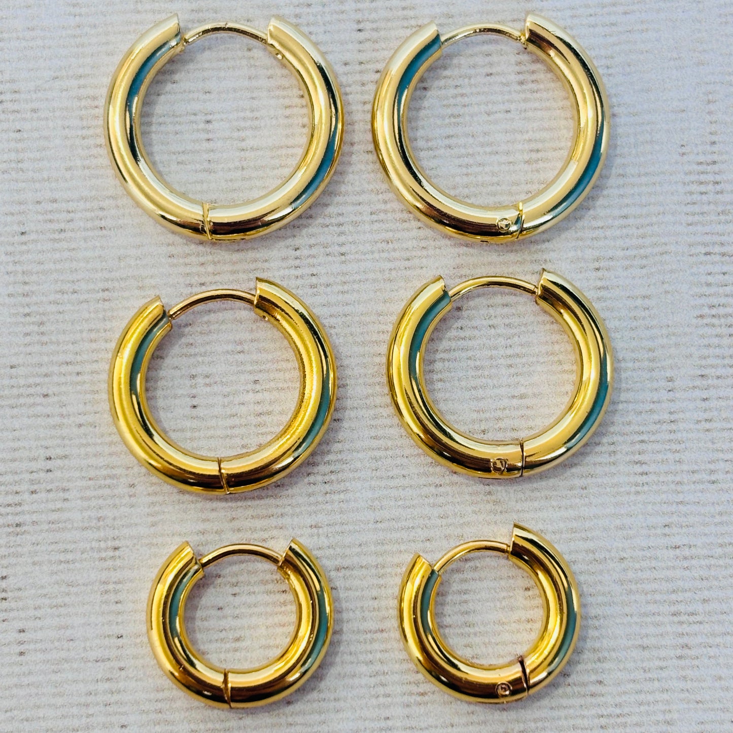 HUGGIE BÁSICA 1.5 CM