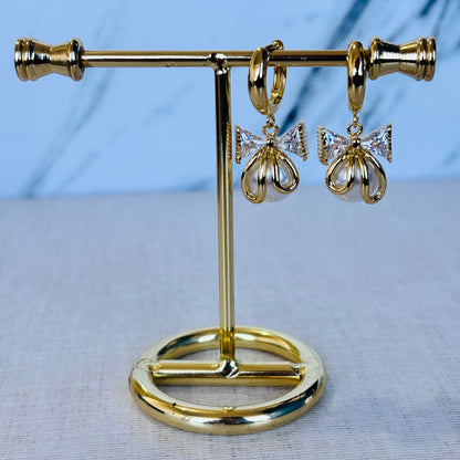 HUGGIES CHAPA E ORO 18K MAYOREO