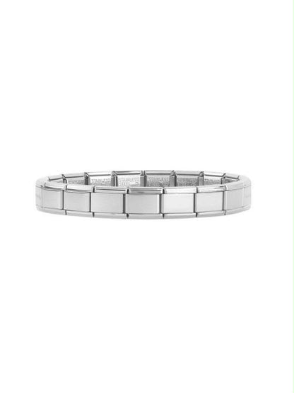 Pulsera Italiana Plateada de chapa de oro 18K, diseño femenino y versátil.