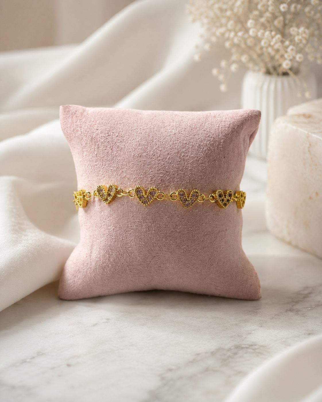 Pulsera con piedras decorativas y detalles en chapa de oro para joyería de mayoreo